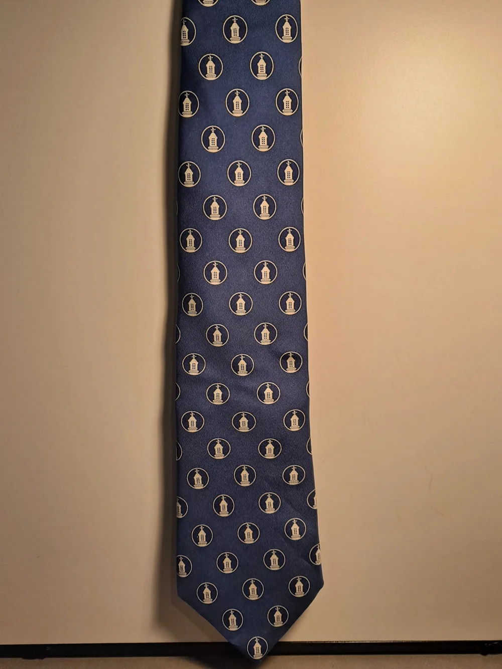 Vineyard Vines Silk Classic Blue White Steeple Pastoral Patterned Men’s Tie